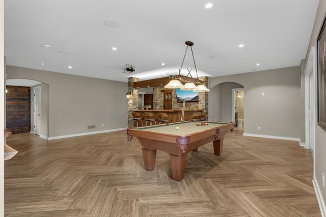 15270 Branch Circle, Lakeville, MN 55306