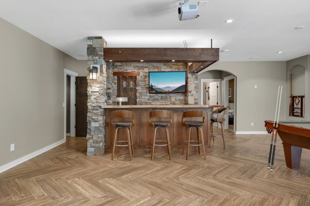 15270 Branch Circle, Lakeville, MN 55306