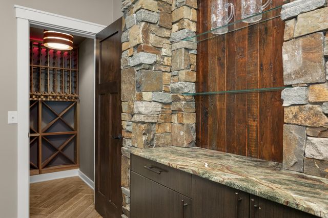 15270 Branch Circle, Lakeville, MN 55306