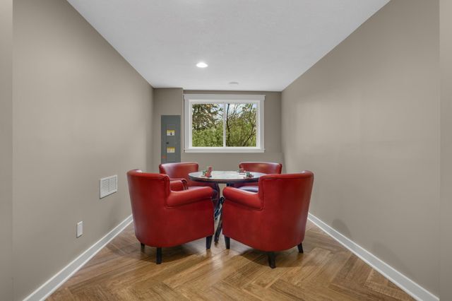 15270 Branch Circle, Lakeville, MN 55306