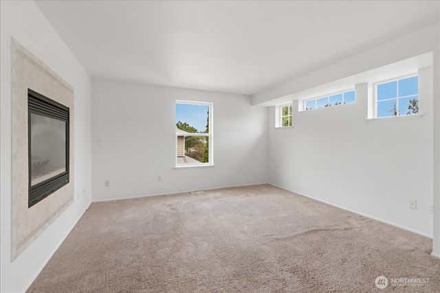 8228 184th Street Ct E, Puyallup, WA 98375