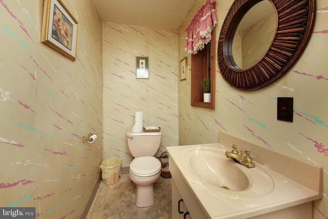 705 W 64TH AVE, Philadelphia, PA 19126