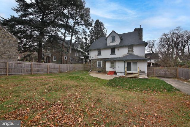 705 W 64TH AVE, Philadelphia, PA 19126