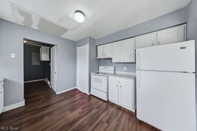 508 Wood Street, Elyria, OH 44035