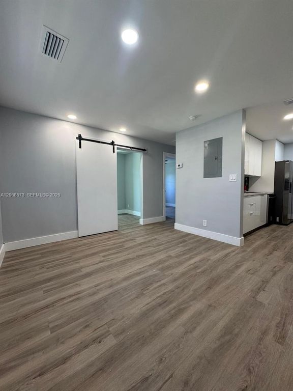 2865 NE 13th Avenue 1, Pompano Beach, FL 33064