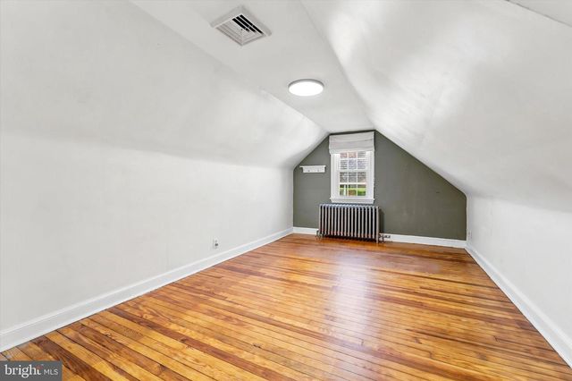 570 STRATHMORE RD, Havertown, PA 19083
