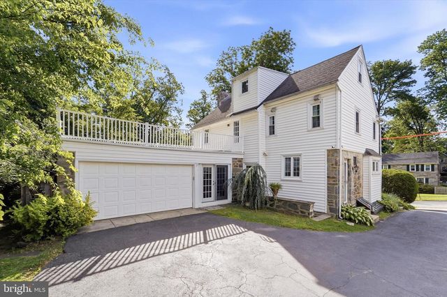 570 STRATHMORE RD, Havertown, PA 19083