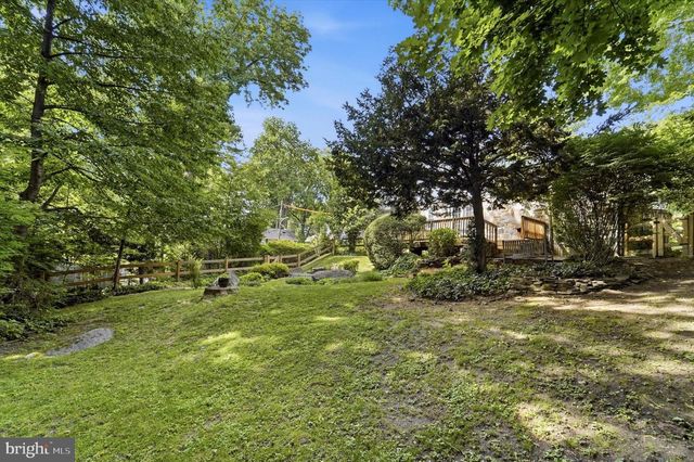 570 STRATHMORE RD, Havertown, PA 19083