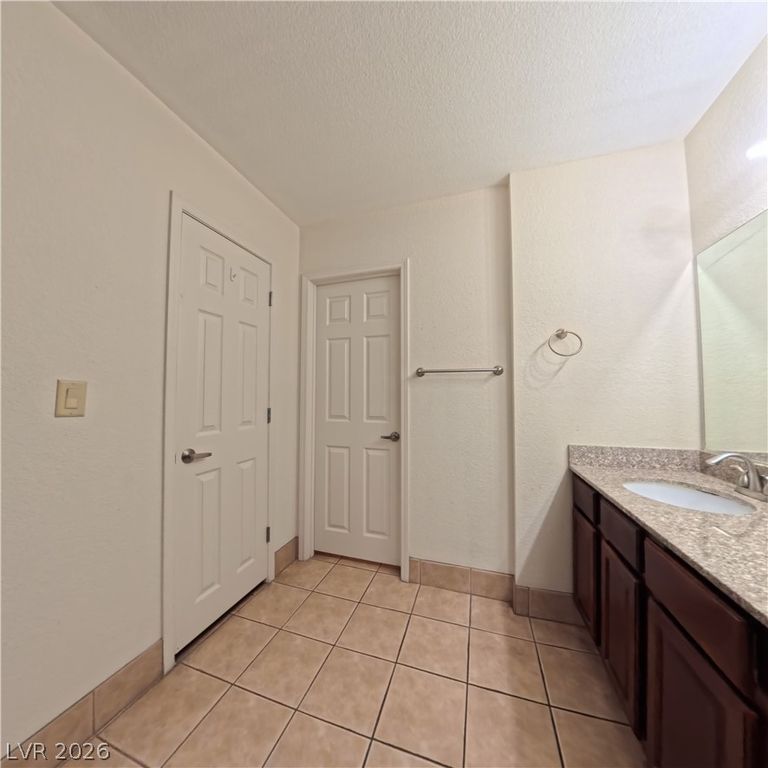 Image 18 of property listing at 2606 South Durango Drive 134, Las Vegas, NV 89117