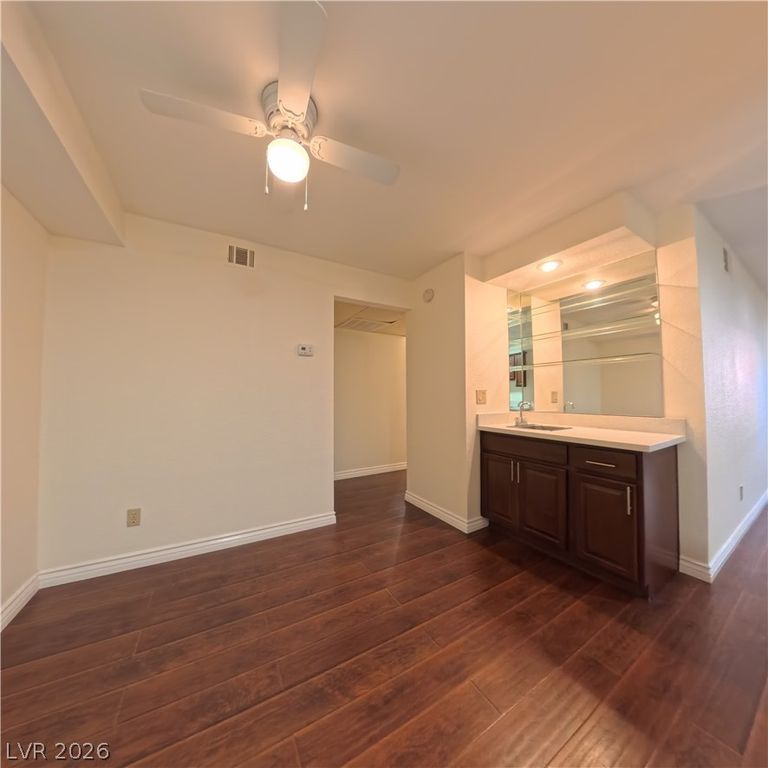 Image 5 of property listing at 2606 South Durango Drive 134, Las Vegas, NV 89117