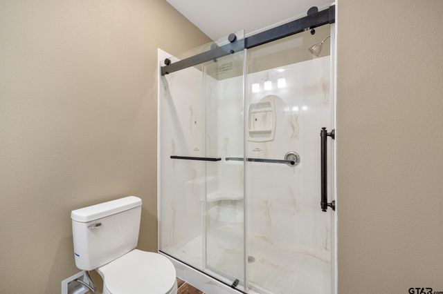 1720 Outer Dr, Tyler, TX 75701