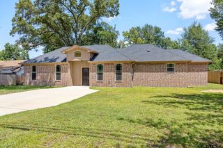1720 Outer Dr, Tyler, TX 75701