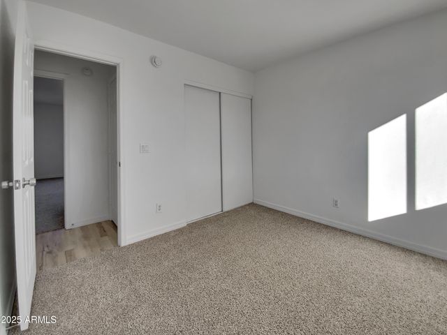 690 E OSAGE Avenue, Apache Junction, AZ 85119