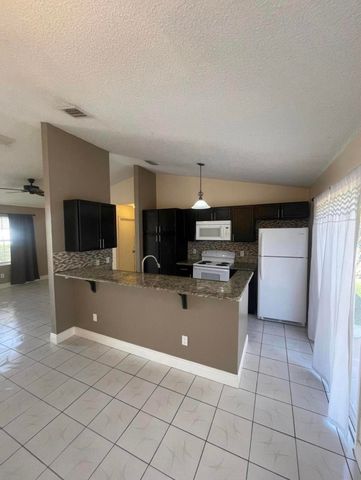 1401 SE Appamattox Terrace, Port St. Lucie, Port St Lucie, FL 34952