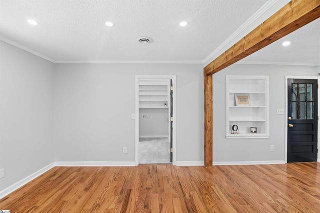 918 N Old Pendleton Road, Liberty, SC 29657