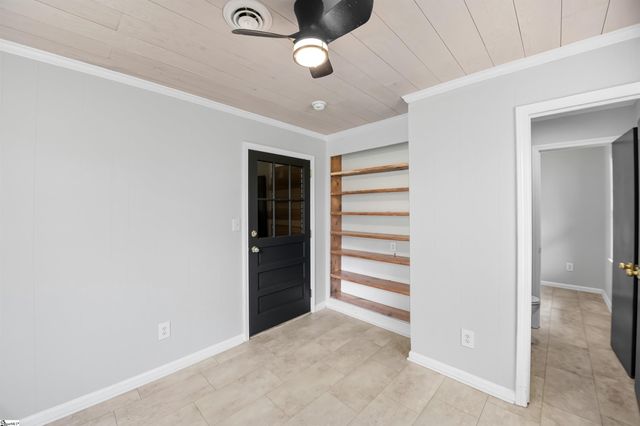 918 N Old Pendleton Road, Liberty, SC 29657