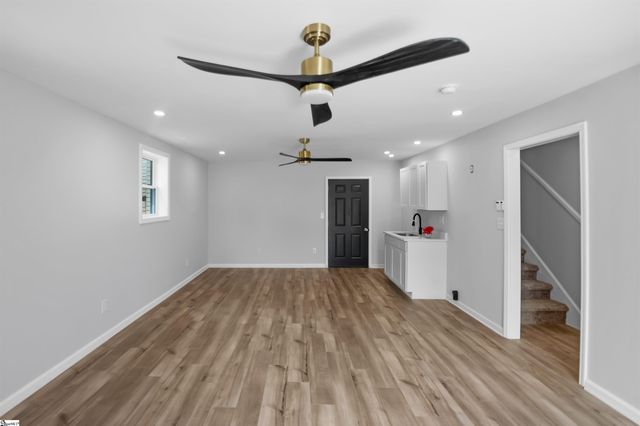 918 N Old Pendleton Road, Liberty, SC 29657