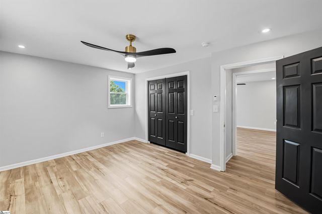 918 N Old Pendleton Road, Liberty, SC 29657