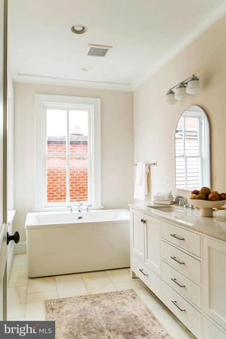 207 S ALFRED ST S, Alexandria, VA 22314