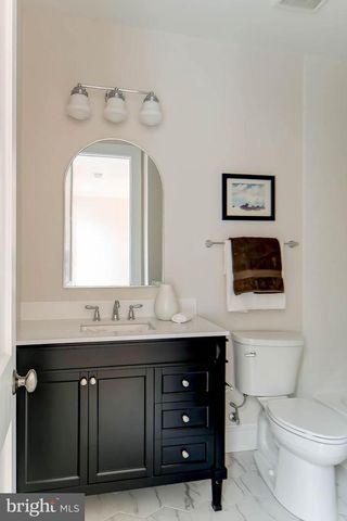 207 S ALFRED ST S, Alexandria, VA 22314