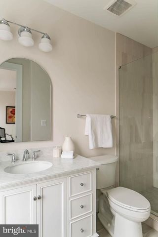 207 S ALFRED ST S, Alexandria, VA 22314