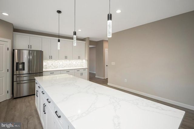 430 LIBERTY BLVD, Locust Grove, VA 22508