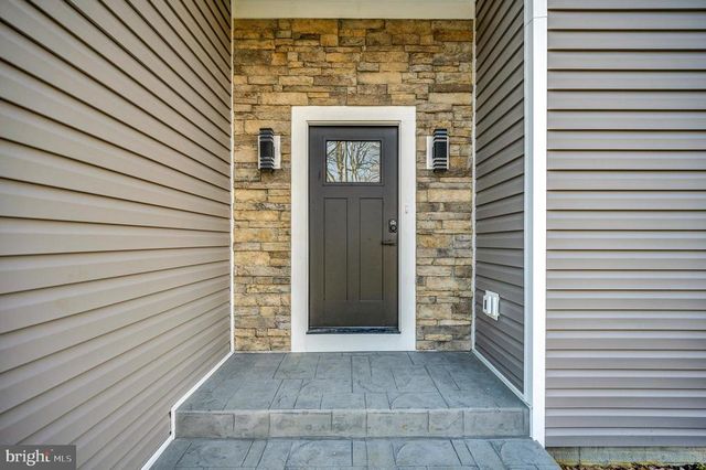 430 LIBERTY BLVD, Locust Grove, VA 22508