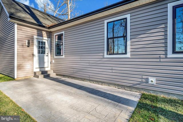 430 LIBERTY BLVD, Locust Grove, VA 22508