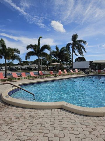 14652 CANALVIEW Drive D, Delray Beach, FL 33484