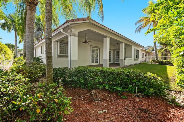 1901 Timberline Rd, Weston, FL 33327