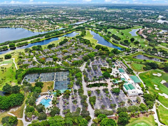 1901 Timberline Rd, Weston, FL 33327