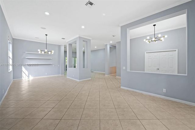 1901 Timberline Rd, Weston, FL 33327