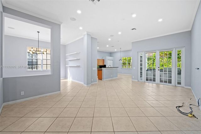 1901 Timberline Rd, Weston, FL 33327