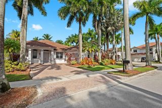 1901 Timberline Rd, Weston, FL 33327