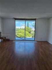 12590 NE 16th Ave 401, North Miami, FL 33161
