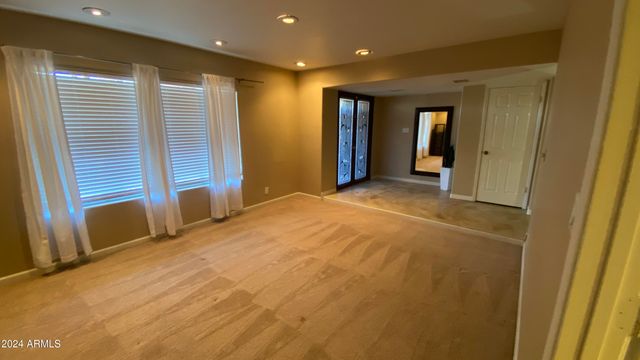 6823 W UNION HILLS Drive, Glendale, AZ 85308