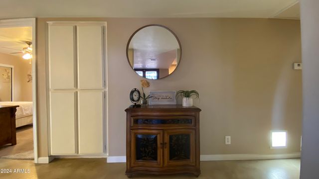 6823 W UNION HILLS Drive, Glendale, AZ 85308
