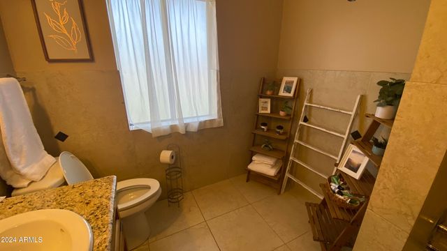 6823 W UNION HILLS Drive, Glendale, AZ 85308