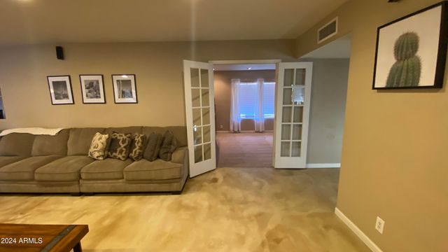 6823 W UNION HILLS Drive, Glendale, AZ 85308