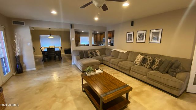 6823 W UNION HILLS Drive, Glendale, AZ 85308