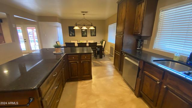6823 W UNION HILLS Drive, Glendale, AZ 85308
