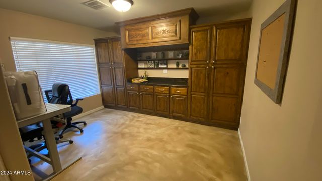 6823 W UNION HILLS Drive, Glendale, AZ 85308