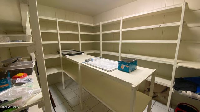 6823 W UNION HILLS Drive, Glendale, AZ 85308