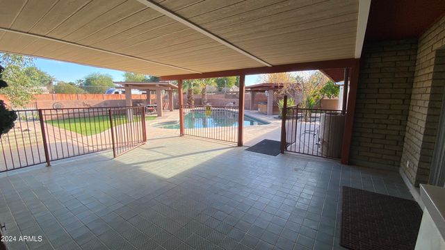 6823 W UNION HILLS Drive, Glendale, AZ 85308