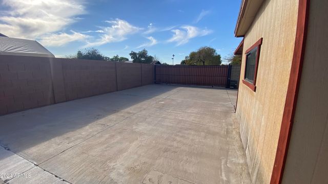 6823 W UNION HILLS Drive, Glendale, AZ 85308