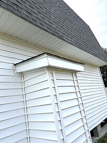 369 Buchanan St, Larose, LA 70373