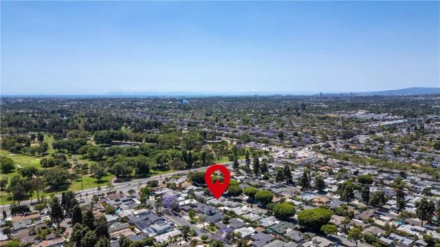 3030 Roxanne Avenue, Long Beach, CA 90808