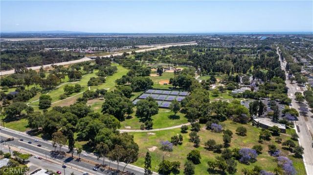 3030 Roxanne Avenue, Long Beach, CA 90808