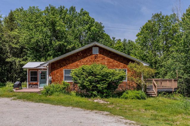 494 West River Road, Londonderry, VT 05155