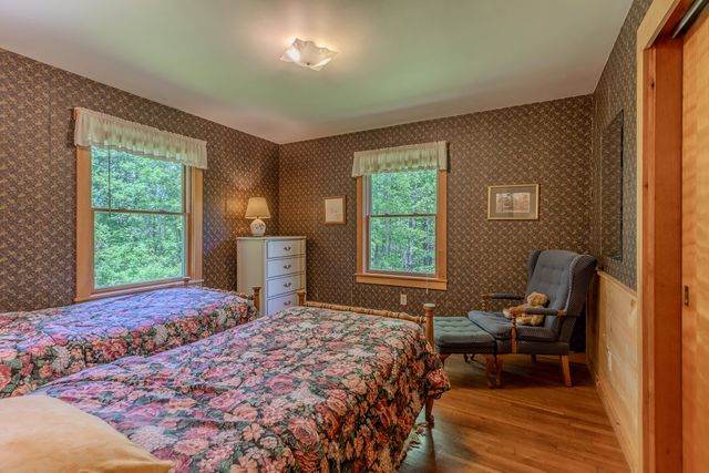 494 West River Road, Londonderry, VT 05155